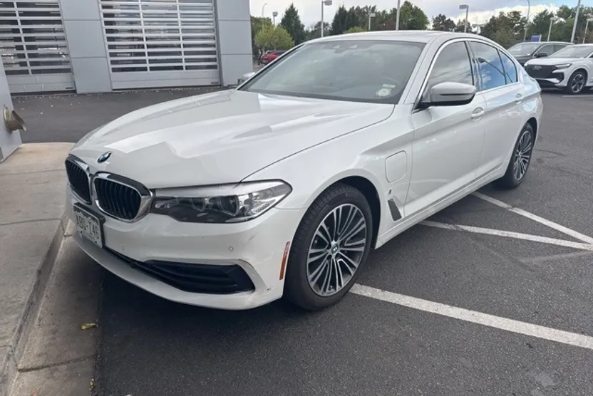 2019 Bmw 530e xDrive Sedan photo 1