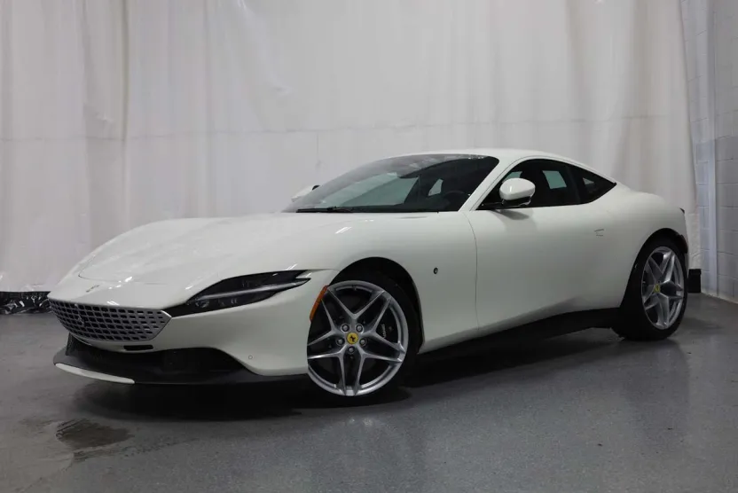 2021 Ferrari Roma photo 1