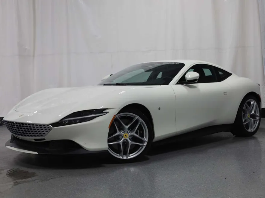 2021 Ferrari Roma photo 1