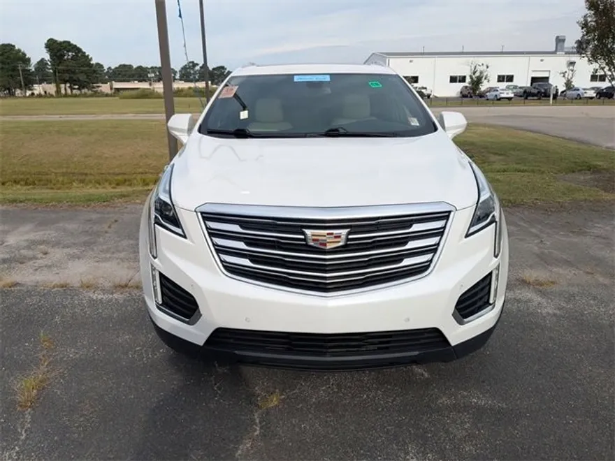 2017 Cadillac XT5 Premium Luxury photo 1