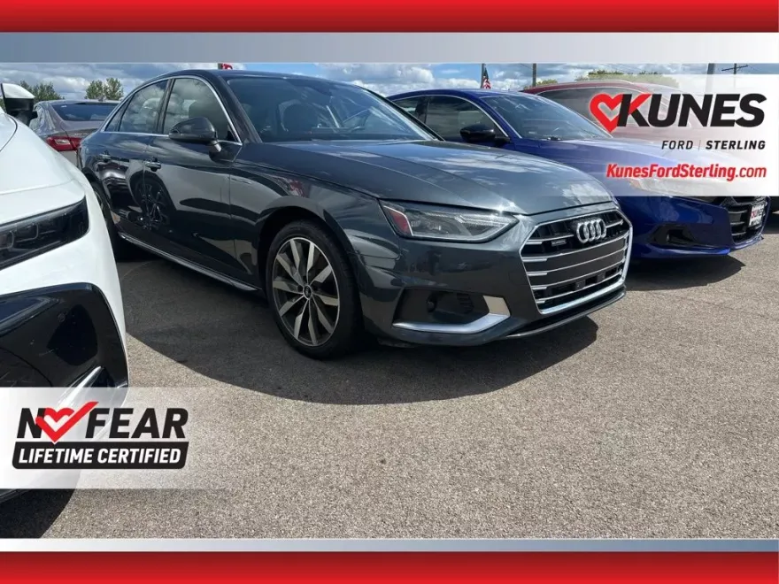 2022 Audi A4 40 Premium Quattro photo 1