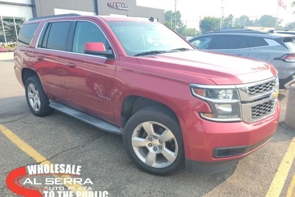 2015 Chevrolet Tahoe LT photo 1