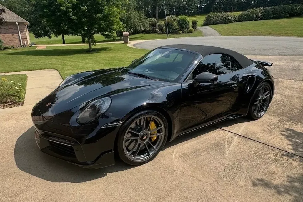2021 Porsche 911 Turbo S Cabriolet photo 1
