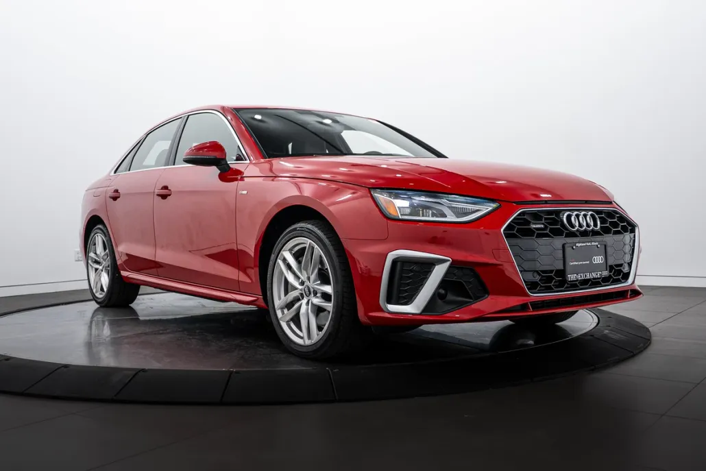2021 Audi A4 S line Premium photo 1