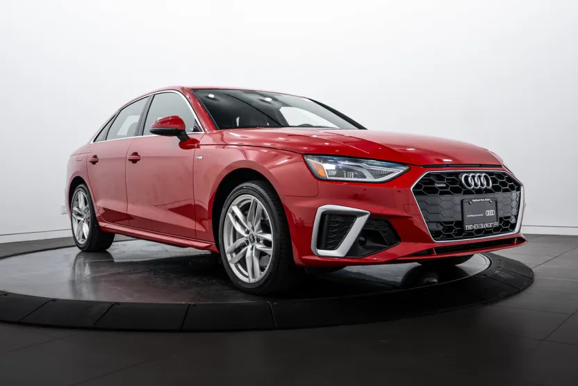 2021 Audi A4 S line Premium photo 1