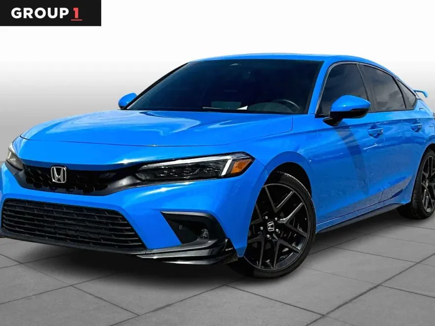 2022 Honda Civic Hatchback Sport Touring photo 1