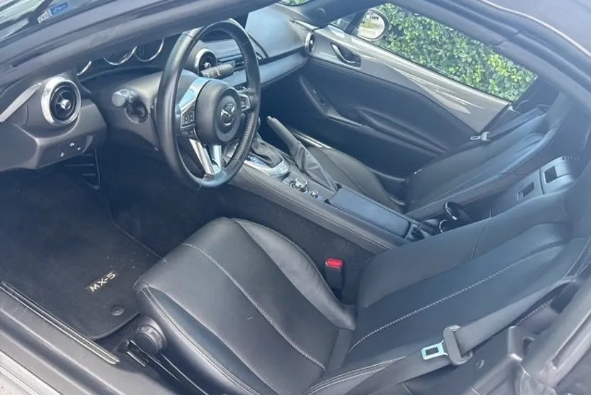 2024 Mazda MX-5 Miata Miata Grand Touring photo 1