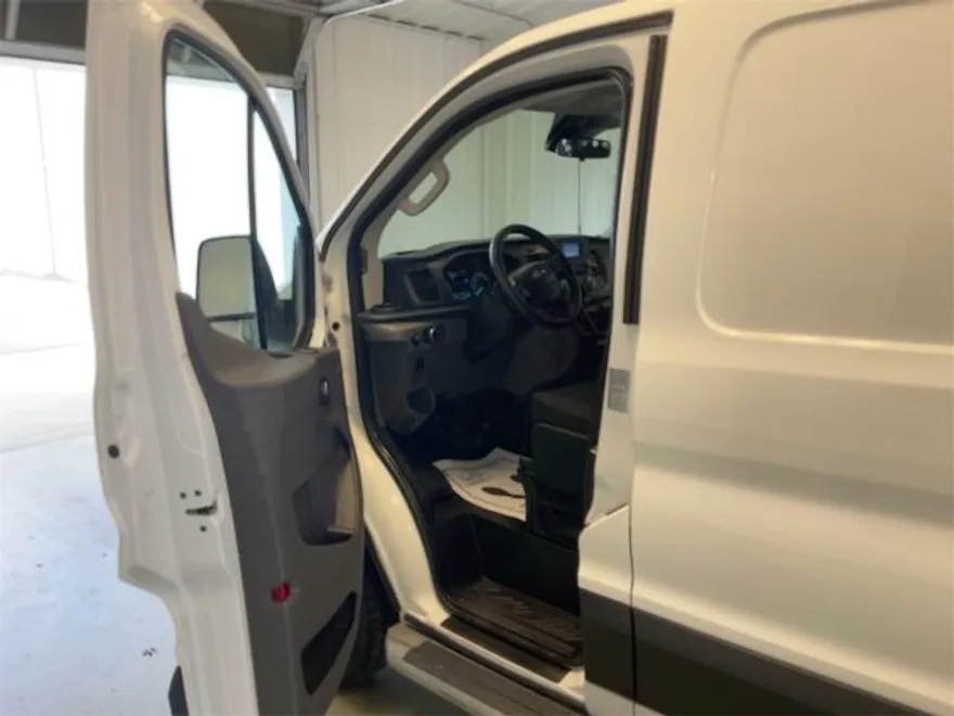 2023 Ford Transit photo 1