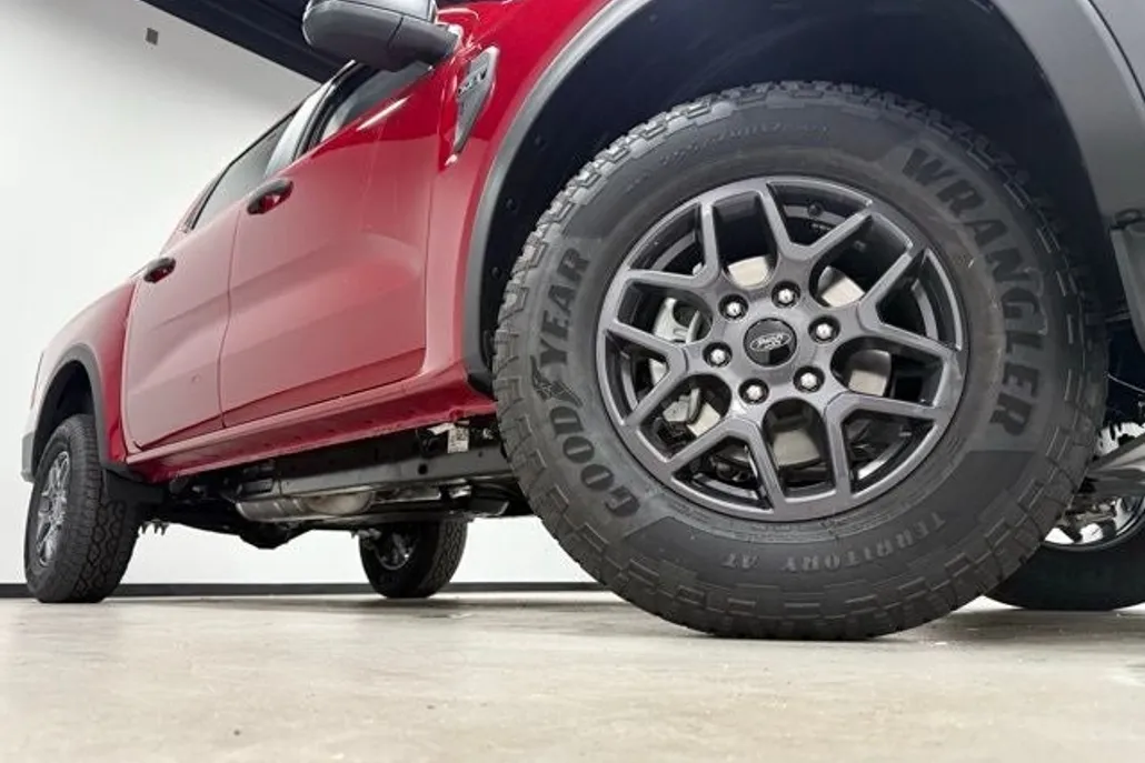 2025 Ford Ranger XLT photo 1