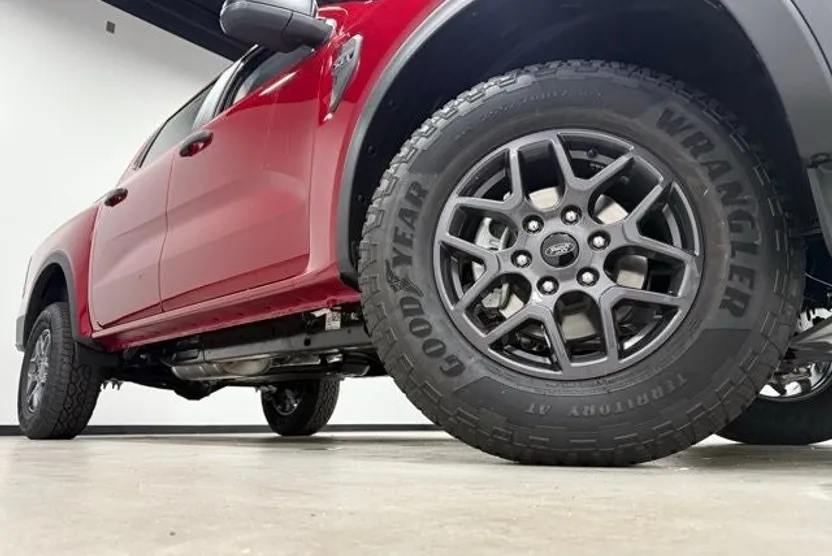 2025 Ford Ranger XLT photo 1