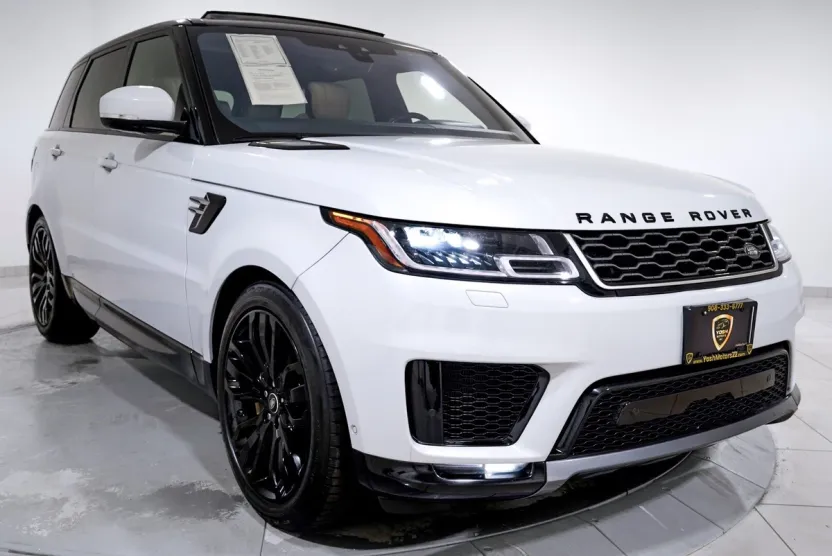 2018 Land Rover Range Rover Sport HSE photo 1