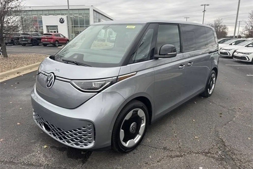 2025 Volkswagen ID. Buzz Pro S photo 1
