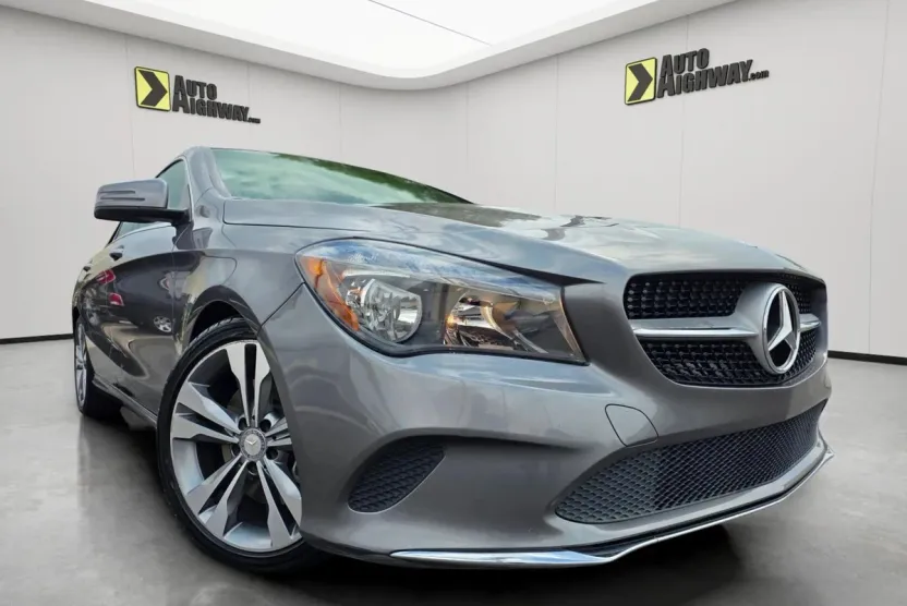 2017 Mercedes Benz CLA 250 photo 1