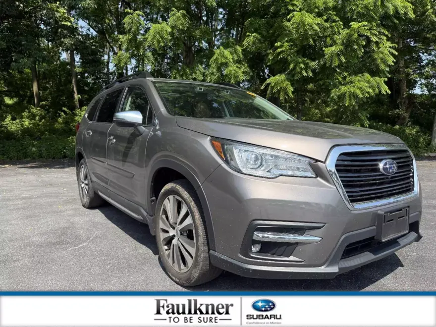 2022 Subaru Ascent Touring photo 1