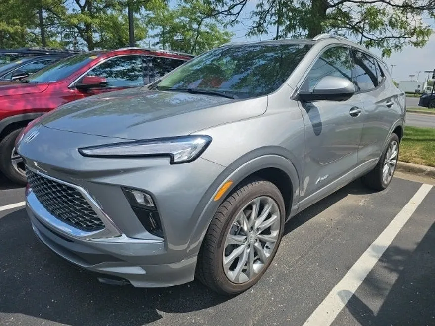 2024 Buick Encore GX Avenir photo 1