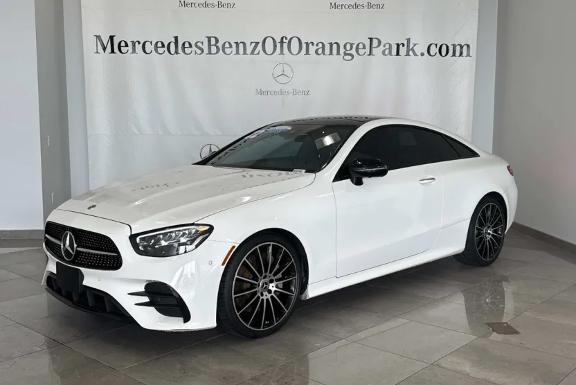2022 Mercedes Benz E 450 Coupe photo 1
