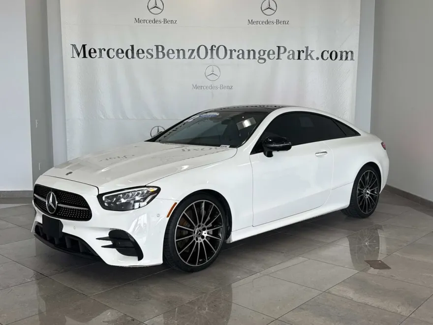 2022 Mercedes Benz E 450 Coupe photo 1