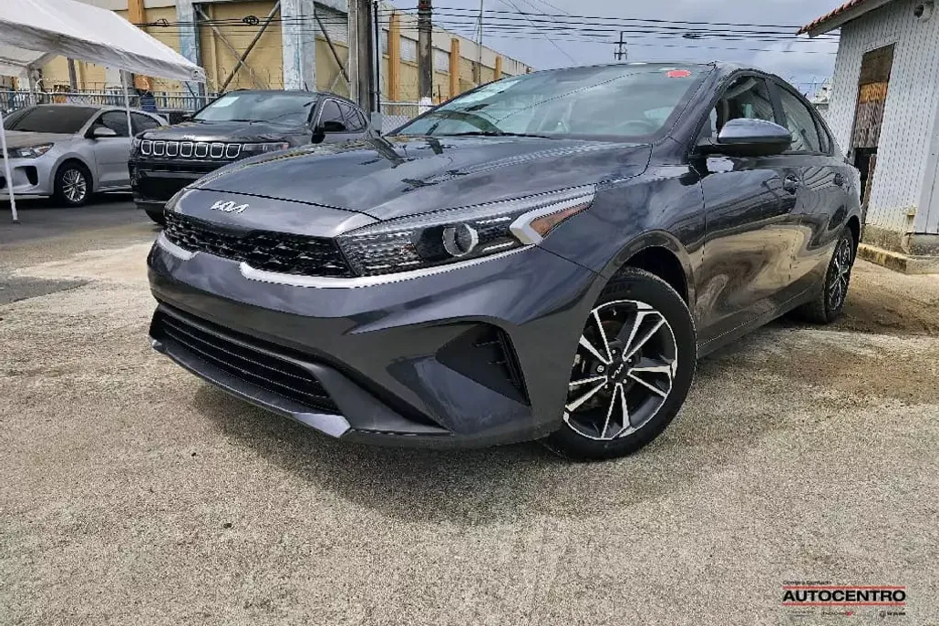 2022 Kia Forte FE LXS photo 1