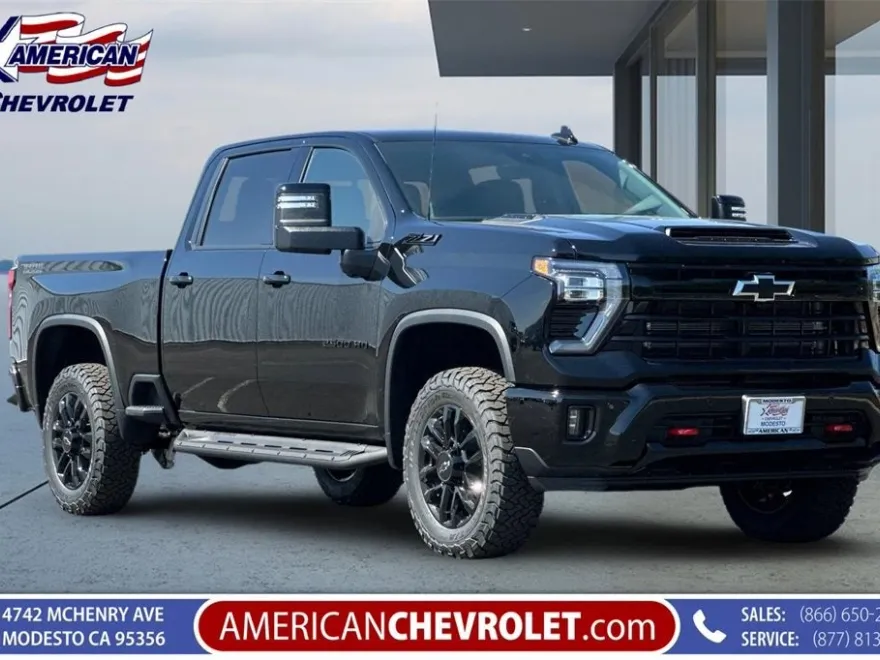 2025 Chevrolet Silverado 2500HD LTZ photo 1