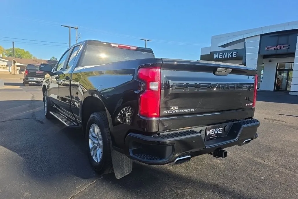 2020 Chevrolet Silverado 1500 RST photo 1