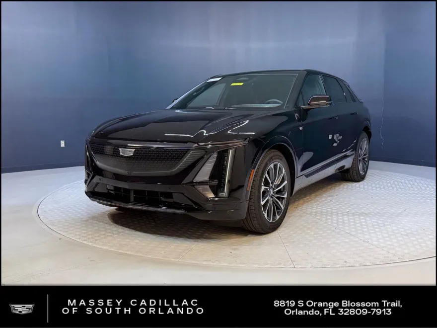 2025 Cadillac Lyriq Sport photo 1