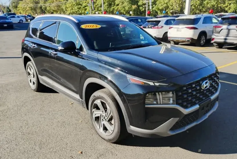 2023 Hyundai Santa Fe SEL photo 1