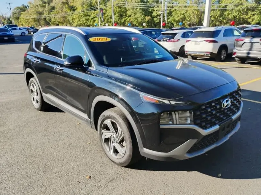2023 Hyundai Santa Fe SEL photo 1