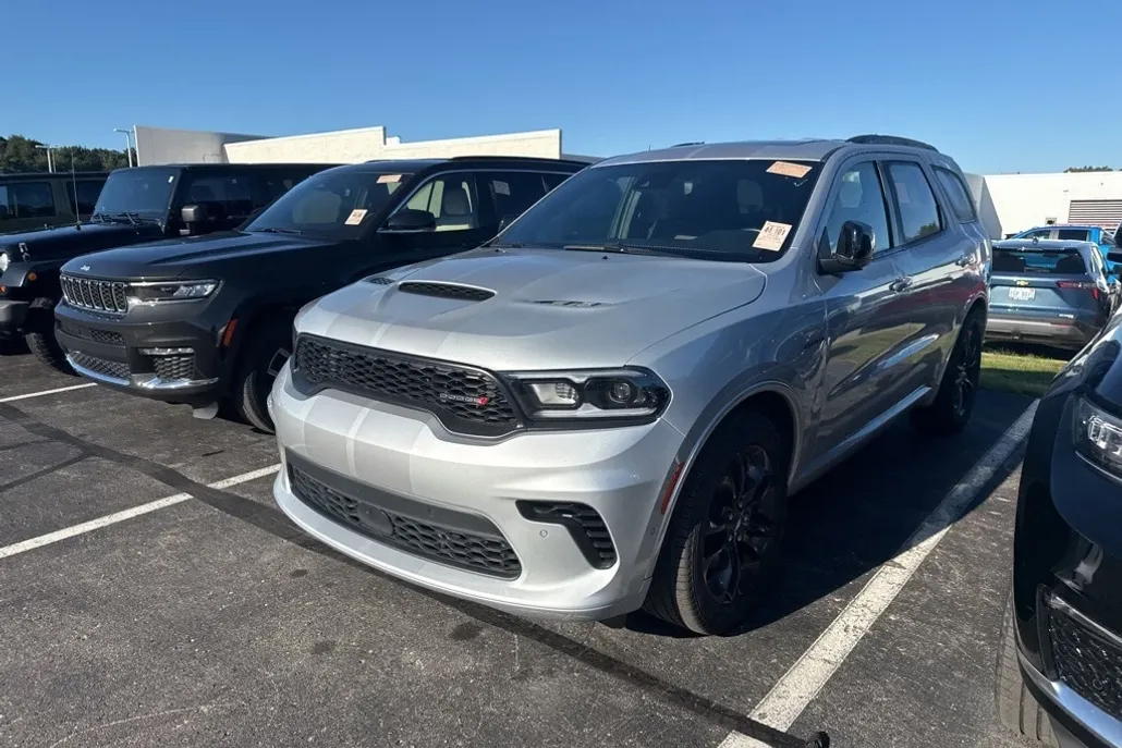 2025 Dodge Durango R/T photo 1