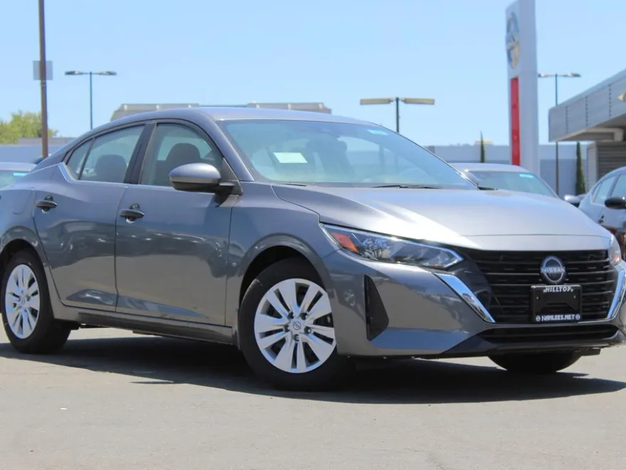 2025 Nissan Sentra S photo 1