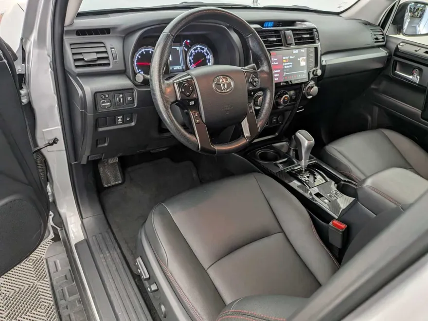 2024 Toyota 4Runner TRD Premium photo 1