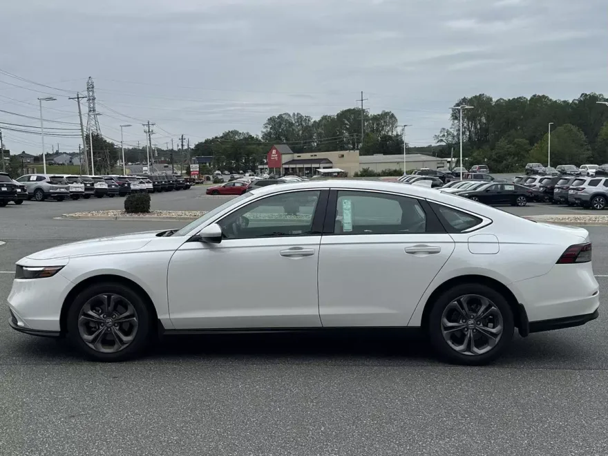 2024 Honda Accord EX photo 1