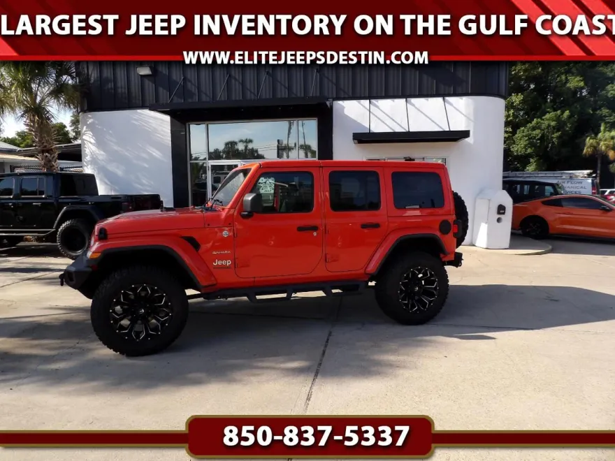 2020 Jeep Wrangler Unlimited Sahara photo 1