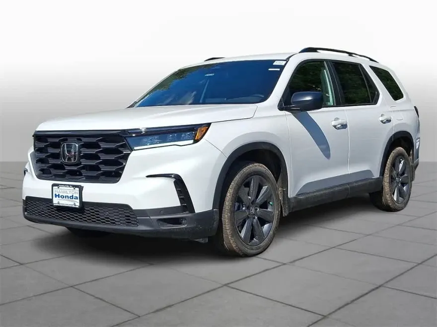 2025 Honda Pilot Sport photo 1