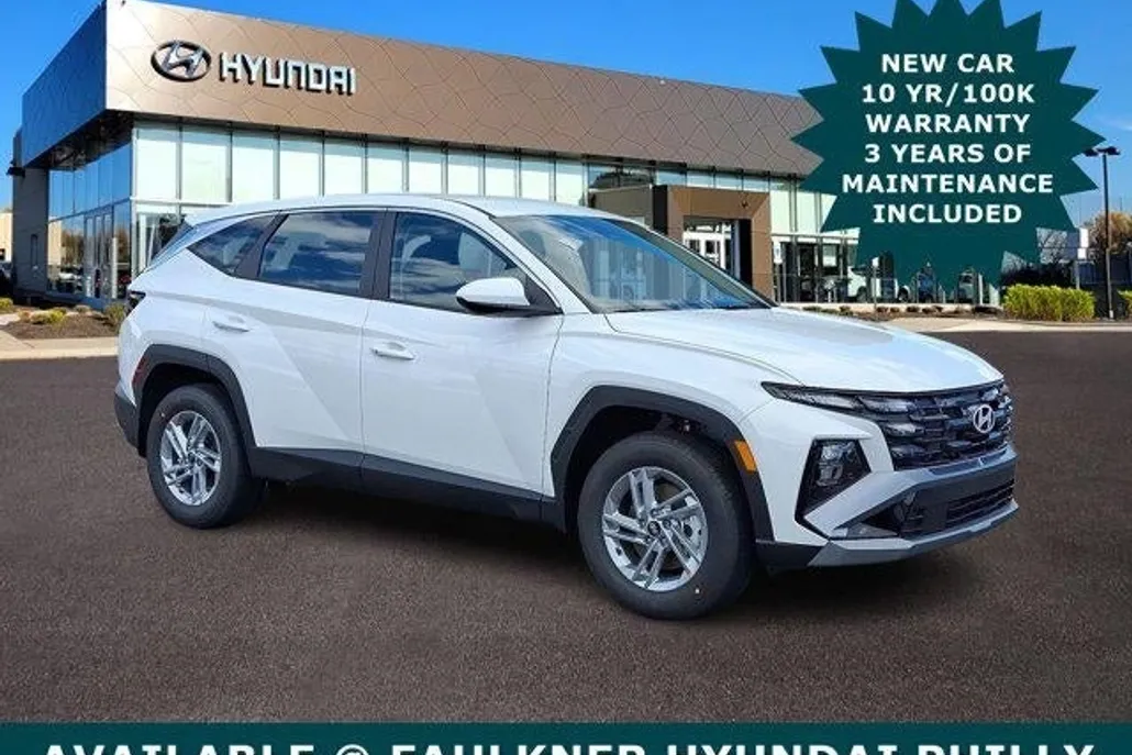 2025 Hyundai Tucson SE photo 1