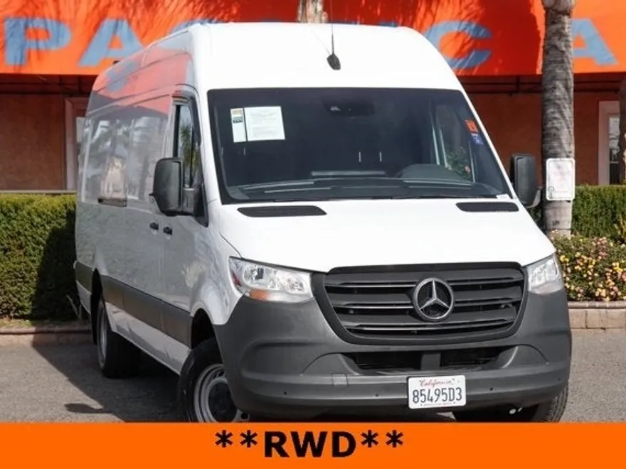 2020 Mercedes Benz Sprinter Cargo Van 3500 170 WB photo 1