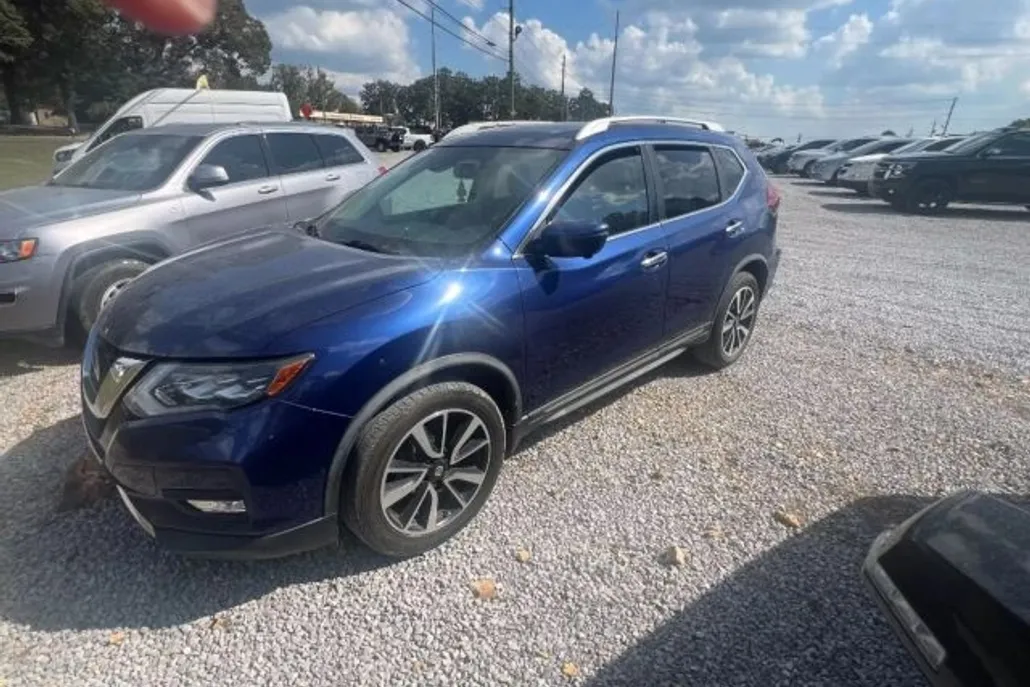 2018 Nissan Rogue SL photo 1