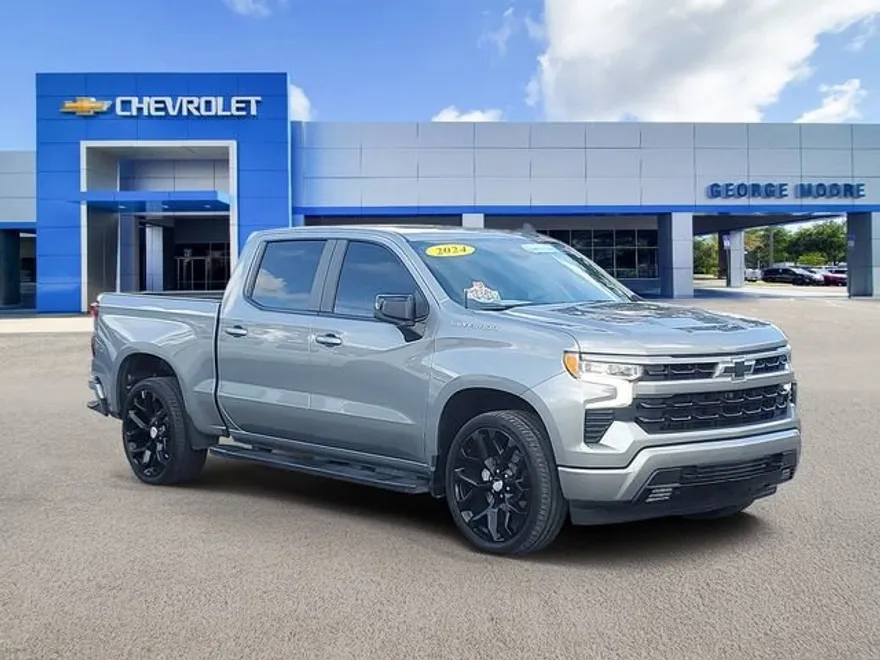 2024 Chevrolet Silverado 1500 RST photo 1