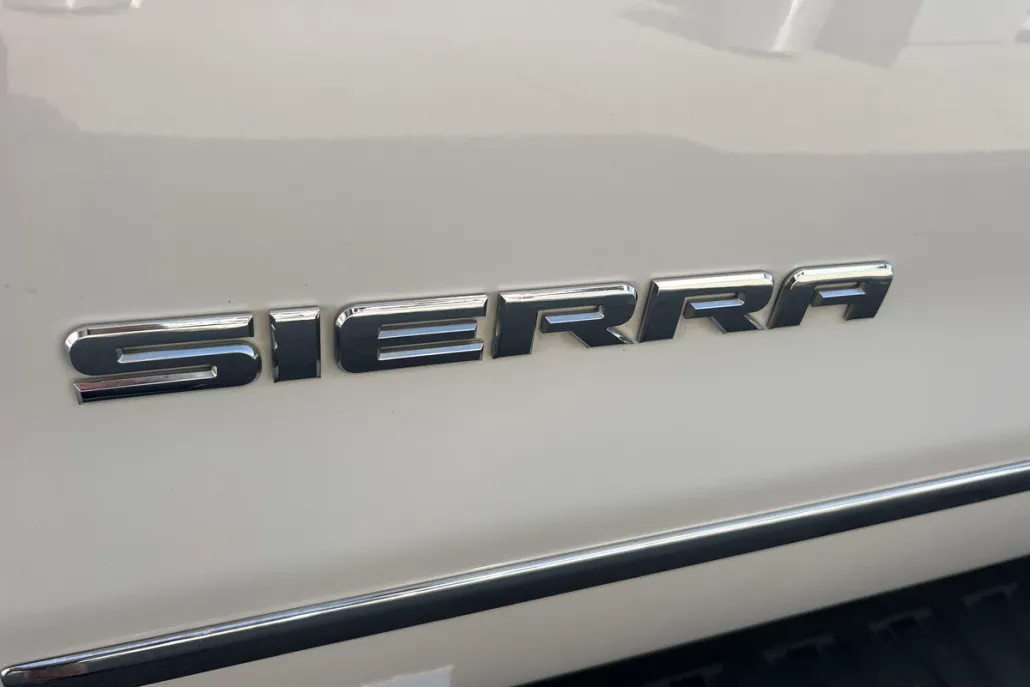 2018 Gmc Sierra 1500 SLT photo 1