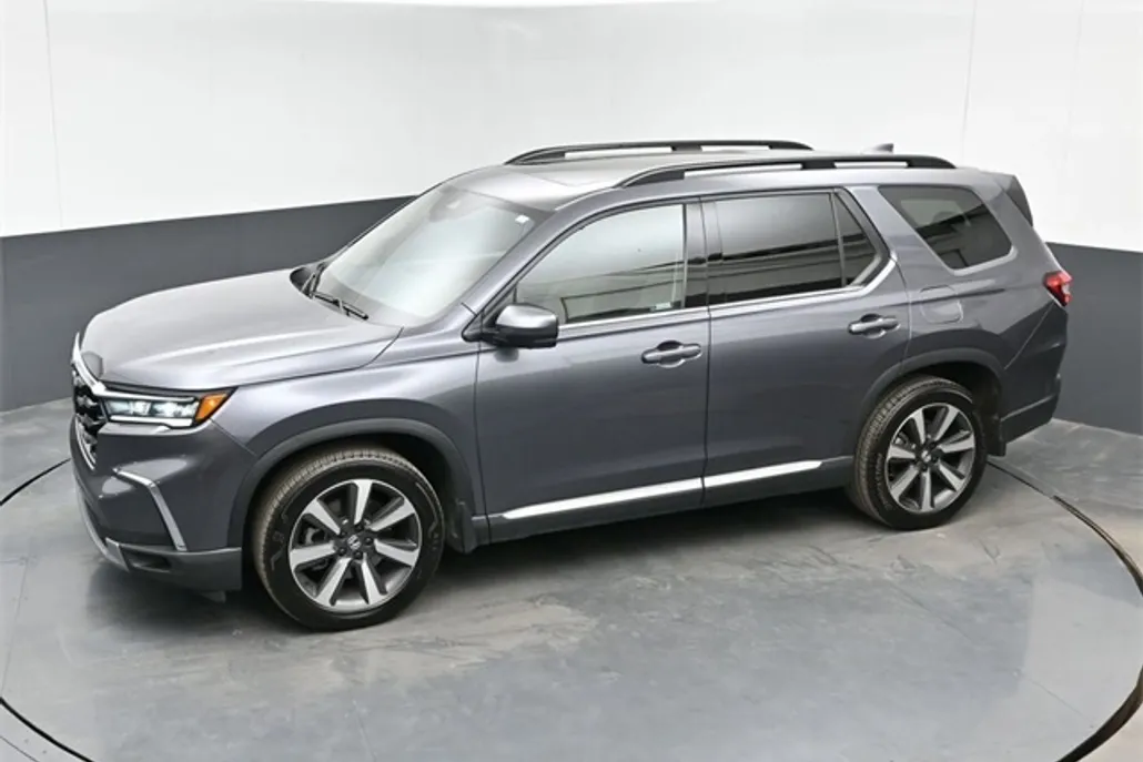 2023 Honda Pilot Elite photo 1