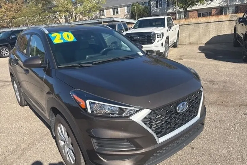 2020 Hyundai Tucson Value photo 1