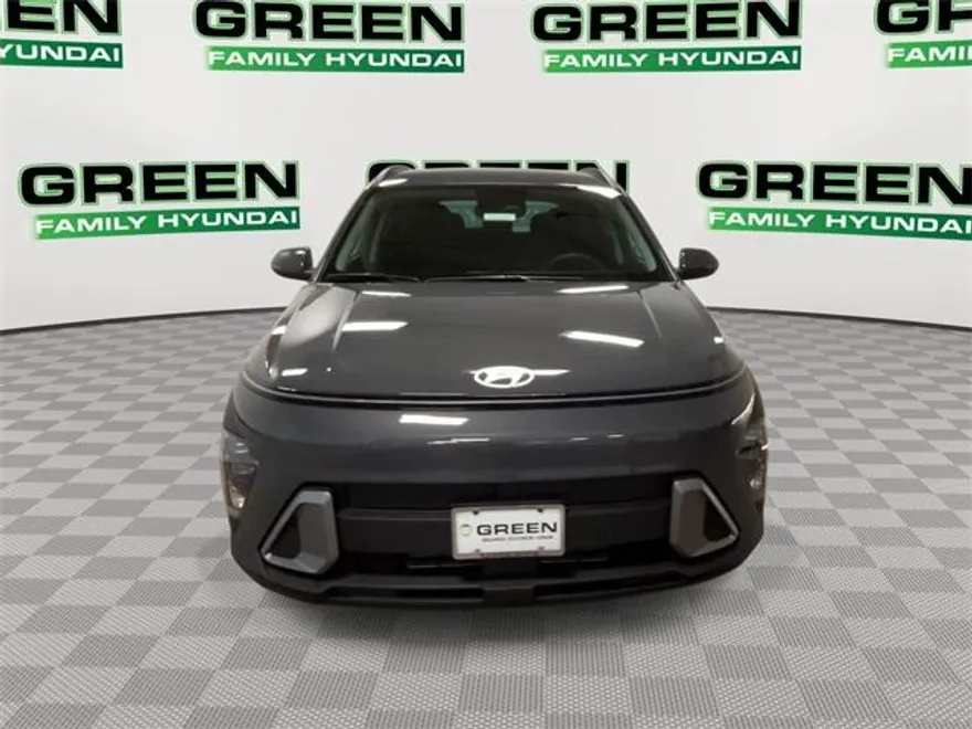 2025 Hyundai Kona SEL photo 1