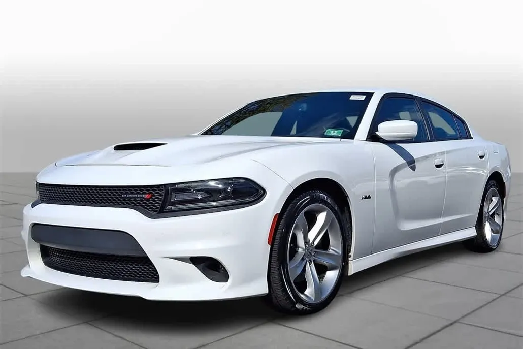 2018 Dodge Charger R/T photo 1