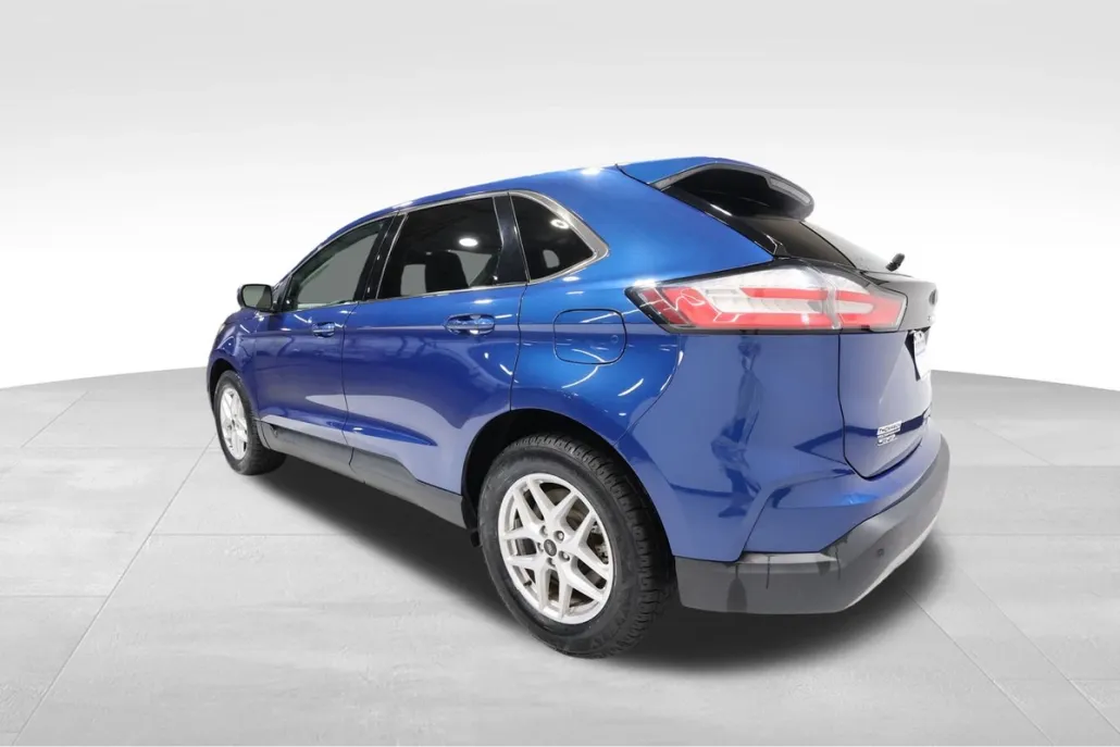 2023 Ford Edge SEL photo 1