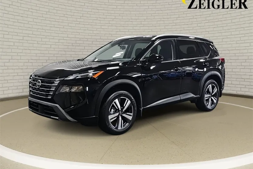 2025 Nissan Rogue SL photo 1