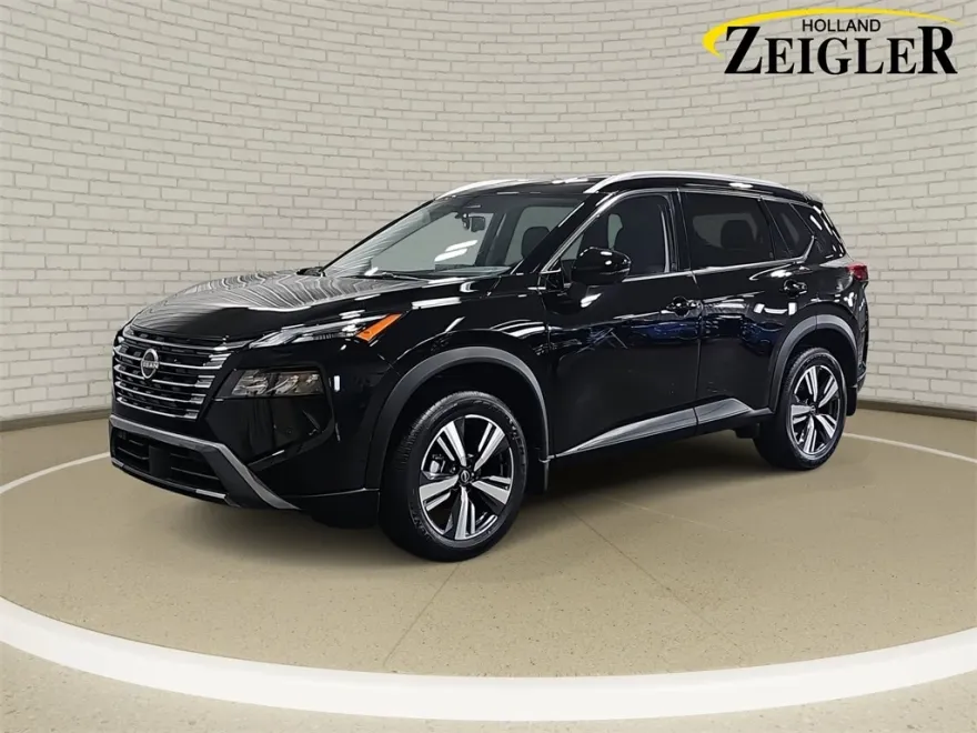 2025 Nissan Rogue SL photo 1