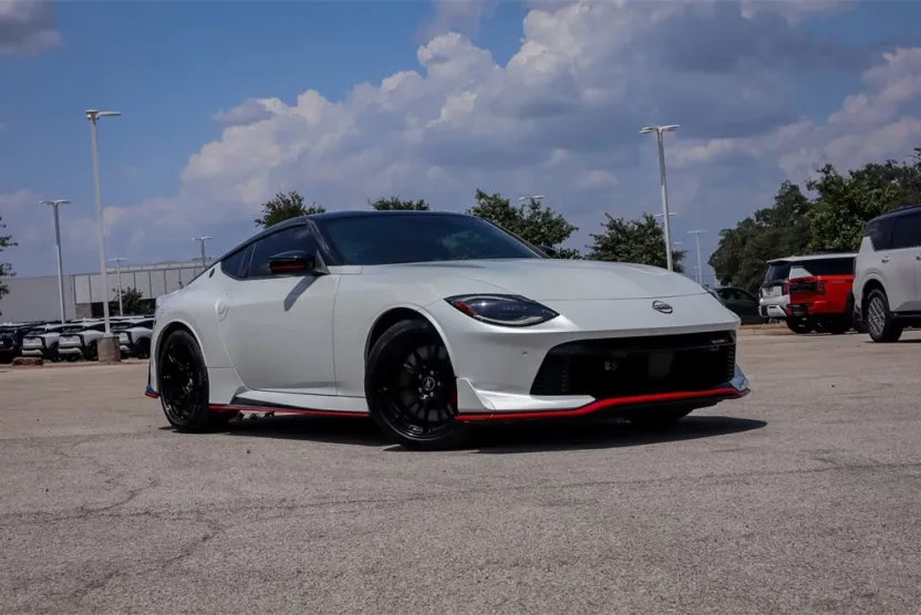 2024 Nissan Z Nismo photo 1