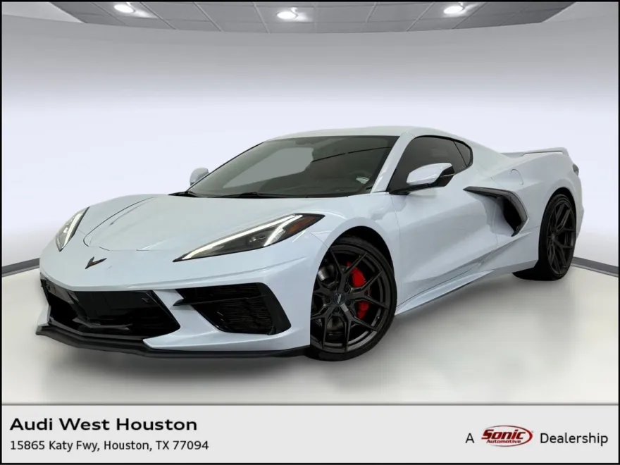 2023 Chevrolet Corvette 2LT photo 1
