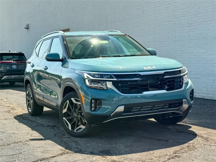 2026 Kia Seltos SX photo 1