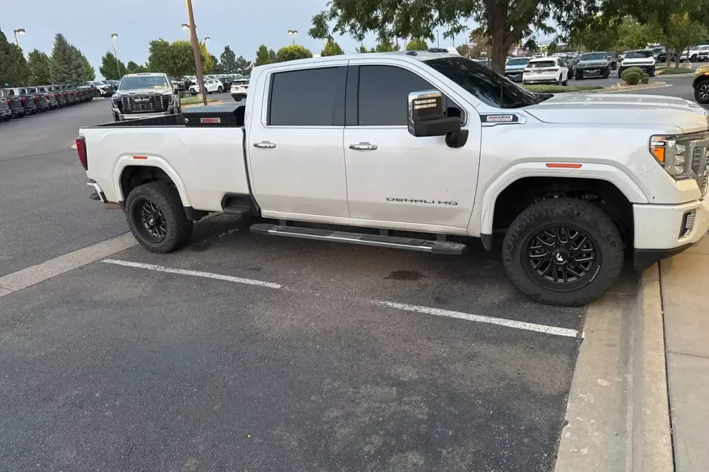 2023 Gmc Sierra 2500 HD Denali photo 1