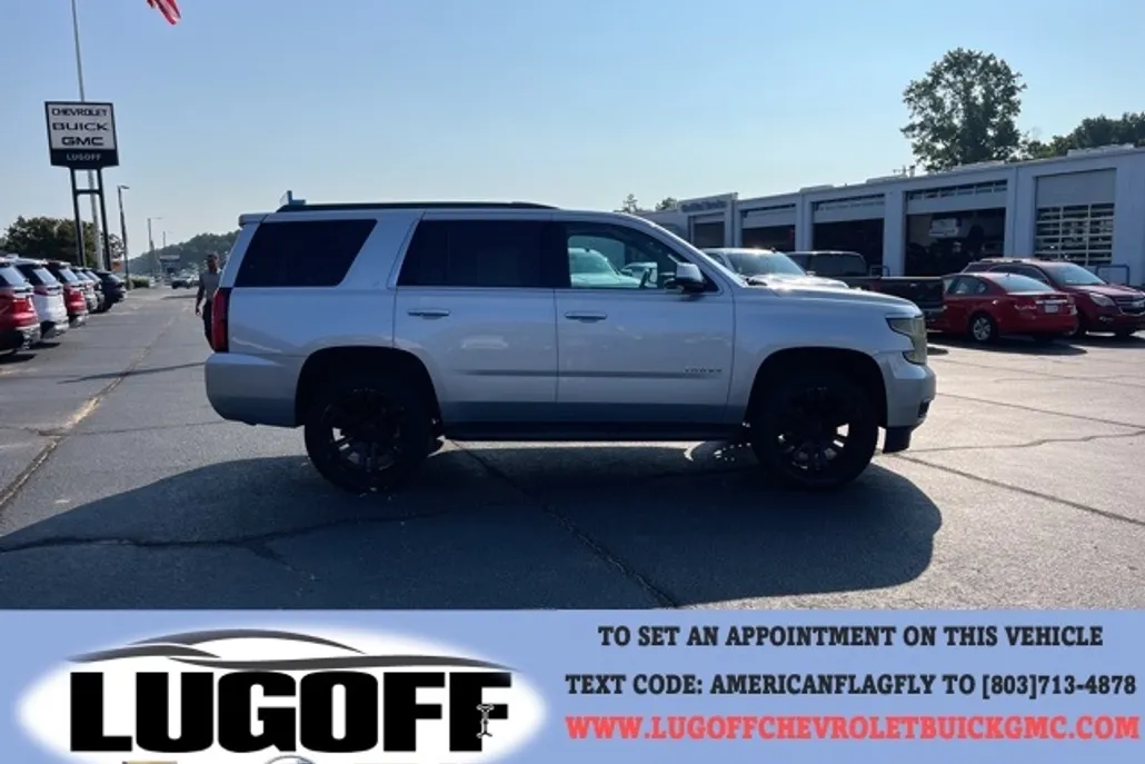 2018 Chevrolet Tahoe LT photo 1